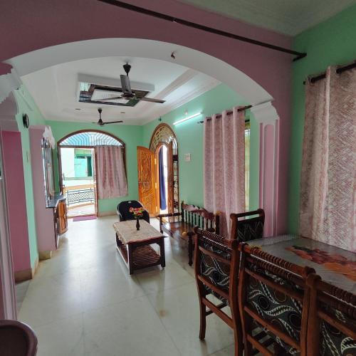 Athidhi Vididhi Illu-Palakollu in Palakollu