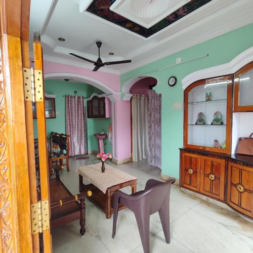 Athidhi Vididhi Illu-Palakollu in Palakollu