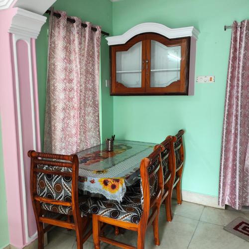 Athidhi Vididhi Illu-Palakollu in Palakollu