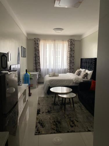 Candisi homes, studio 23 minutes to JKIA in Athi River