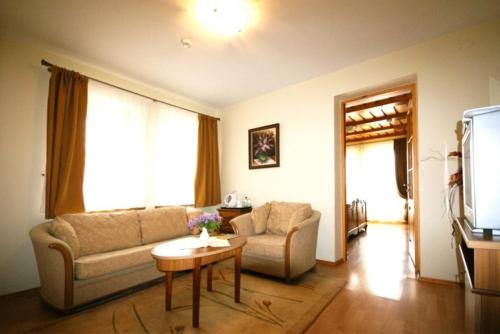 Vila Elvyra – Nida, CA