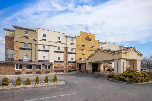 Comfort Inn & Suites in Michigan City, USA