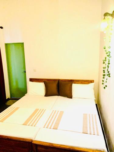Hotel Surmount - image 2