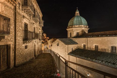  Al Centro in Gangi