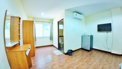 SDDP APARTMENT  in Sankampaeng