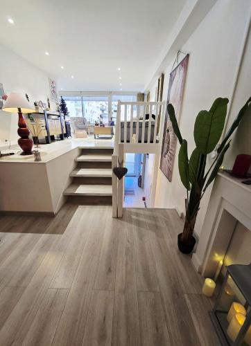 Exceptionnel Loft Duplex sur le quai - Port-Fréjus