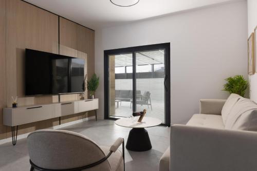 Dakota White Pearl Garden – khách sạn tại Eo biển Marina