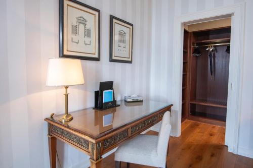 Hôtel Des Trois Couronnes & Spa - The Leading Hotels of the World - image 11