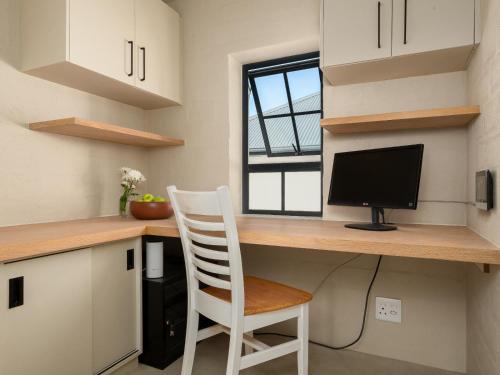 Arc Guest House - image 6