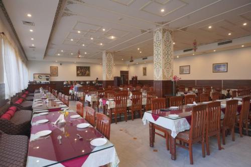 Hotel Glitz photo 3
