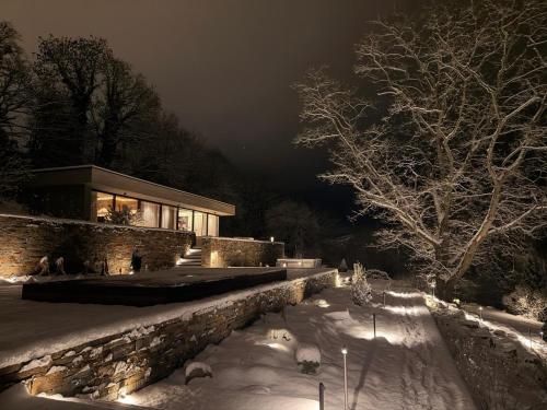 Homestorys Nature Resort - Lakeview Pavilion in Eupen