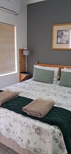 1 queen bed