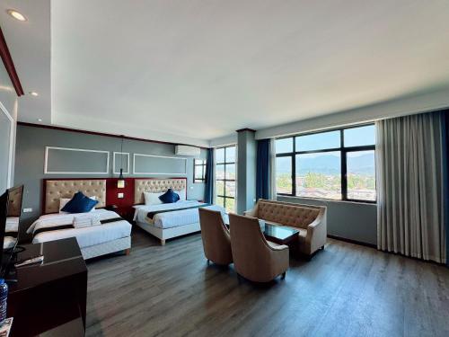 room detail thumbnail 0