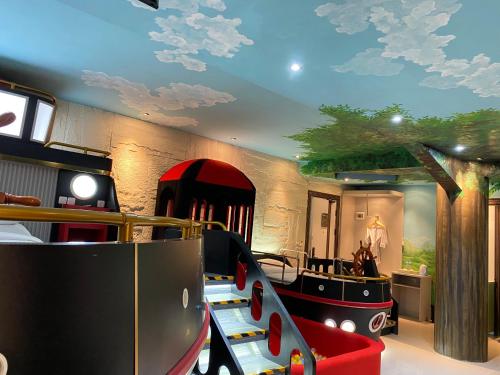 Recreational facilities, AVERY DE'GRAND CITY HOTEL BANDUNG in Buahbatu