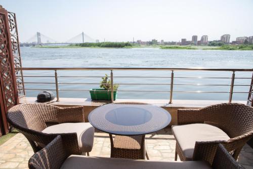 ナイル トランスポート ホテル (Nile Transport Hotel) in カイロ