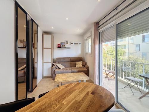 Superbe appartement meublé Cannes centre