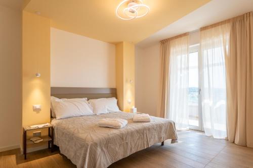 Borgo Riparossa in Манчестер