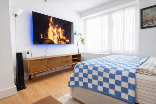 NYC Studio with Private Bathroom & Kitchenette, New York (photo 7)
