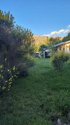 Cabañas Jardín del Neuquén (Cabanas Jardin del Neuquen) in Huinganco