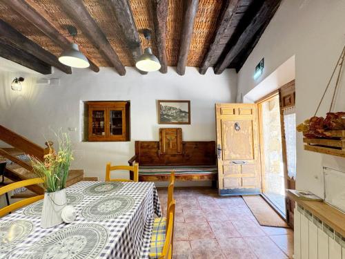 Casa VIDOSA y Casa MAILO unidas in Murillo de Gállego