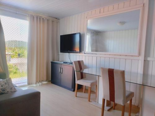 2 bedrooms, 3 beds