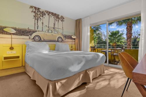 room detail thumbnail 0