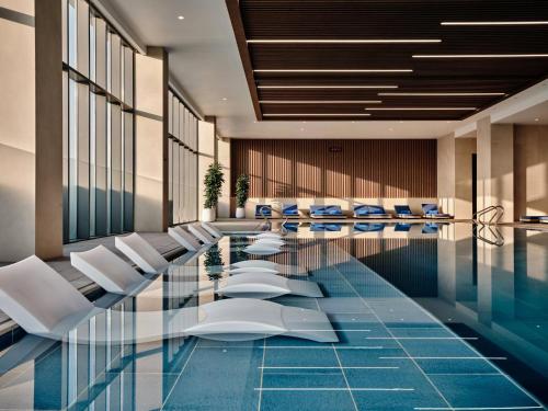 泳池, Crowne Plaza Dushanbe By IHG in 杜尚貝