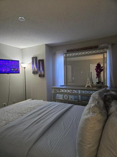 The Monthly stay Apartment for 8, pool and grill in Greensboro (Giorgia)