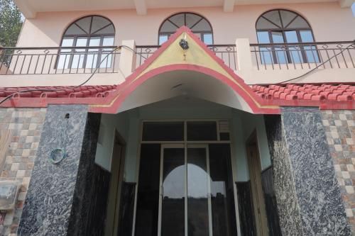 Shanti Dham Guest House - Vrindavan
