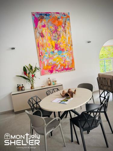 公用交誼廳/視聽室, MONTjoly SHELtER - Coliving Art & Design in 雷米爾蒙喬利