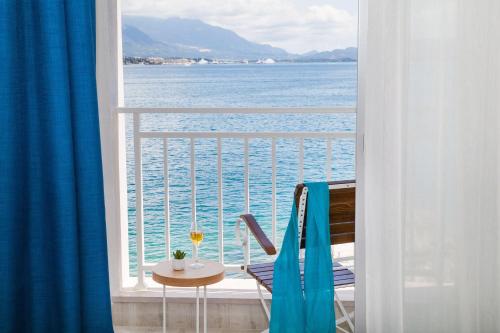 View, Boutique Hotel and Spa Blanc & Bleu - Blanche in Bijela