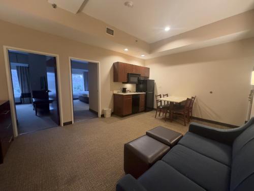 Comfort Suites Scranton near Montage Mountain - image 34