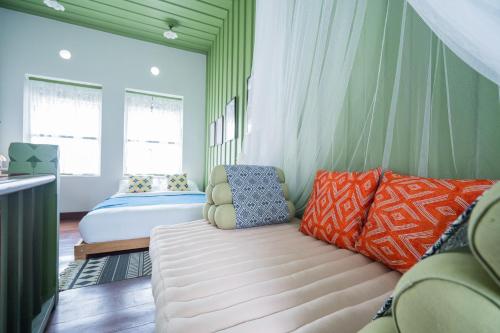 Baan Lek Tee No.6 | Chinatown near  Yaowarat & MRT - image 13