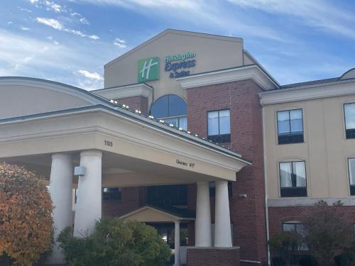Holiday Inn Express Hotel & Suites Tipp City an IHG Hotel - main image