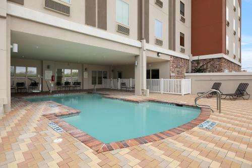 Piscina, Holiday Inn Express & Suites George West By IHG in George West (TX)