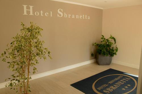 Hotel Ristorante Sbranetta - 로비