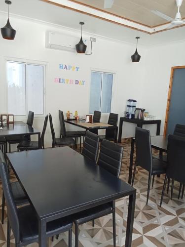 Restaurante, Fulidhoo Hathaa Retreat in Vaavu Atoll