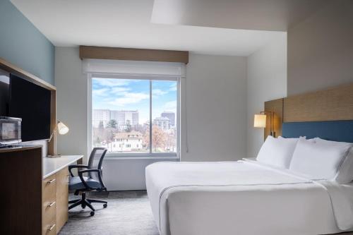Even Hotel Rochester - St Mary's Area - image 9