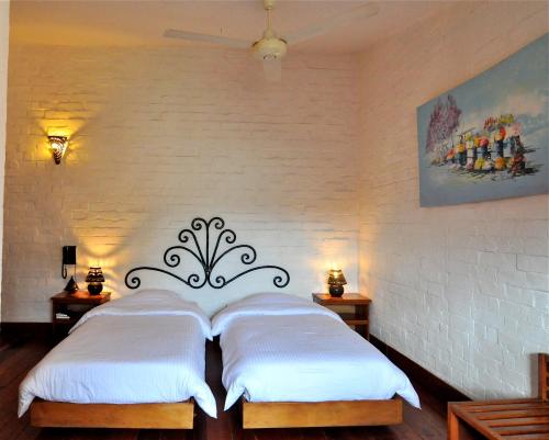 Twin Room room in Rova Hotel