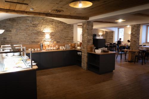 Ételek és italok, Berghotel Trubsee - Accessible Only by Cable Car in Wolfenschiessen