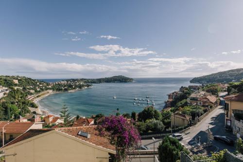 French Riviera - 3 pièces, vue mer et piscine