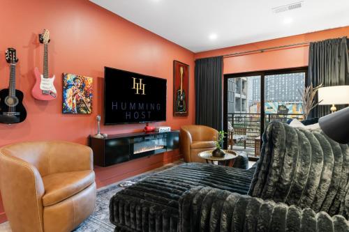 Hyve Room Type - Three-Bedroom Standard Apartment