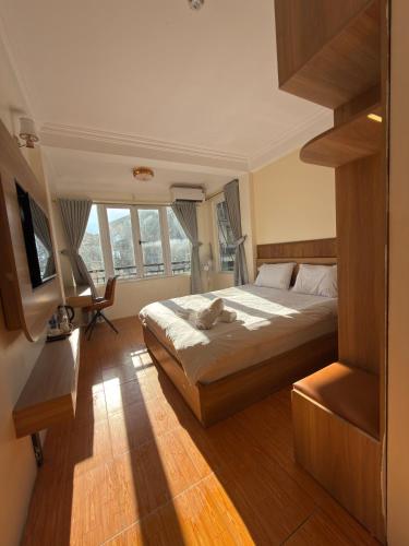 room detail thumbnail 0
