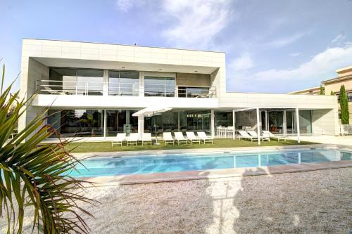Beach & Golf Luxury Villa Alicante gîte à louer Alicante