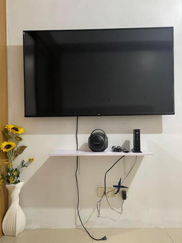 Spacious One Bedroom Unit in MOA - Manila