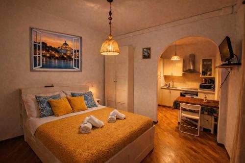 CASA VACANZA COLOSSEO WHOLE HOLIDAY HOME APARTMENT da PAMINO & PRISCILLA, Roma