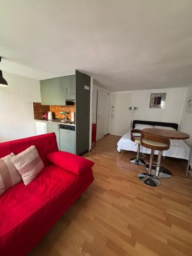 Cooles Apartment an der Kathedrale in Freiburg im Üechtland, Schweiz