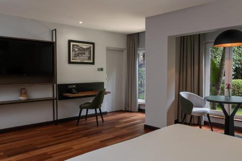 Vignette Collection -Fairview Hotel Nairobi