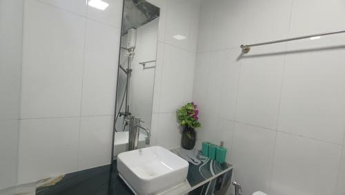 Lot11381 in มาเลซิตี้ แอนด์ แอร์พอร์ต