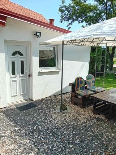 Ravne Apartman
